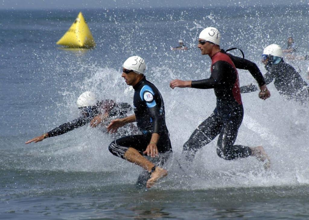 Triathlon nuoto piscina