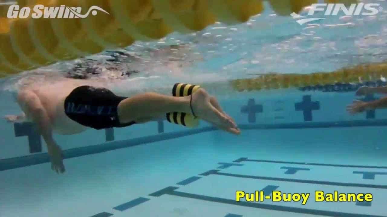 equilibrio a Stile Libero con pull buoy