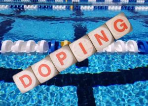 Commissione antidoping FINA squalifica tre nuotatori