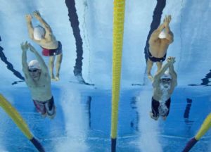 Se nuotare fosse facile… 5 grandi sfide quotidiane dei nuotatori