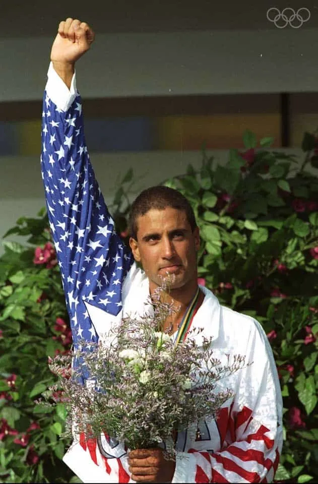 Pablo Morales medaglia oro olimpiadi FINIS swimmershop Pablo Morales medaglia oro olimpiadi FINIS swimmershop