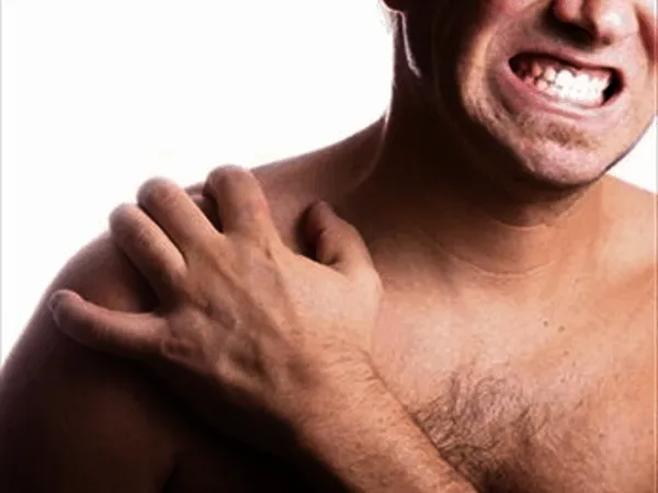 cuffia rotatori nuoto nuotatore