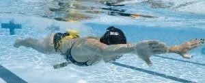 Trova il rollio perfetto mentre nuoti! Qualche esercizio di rotazione per il nuoto.